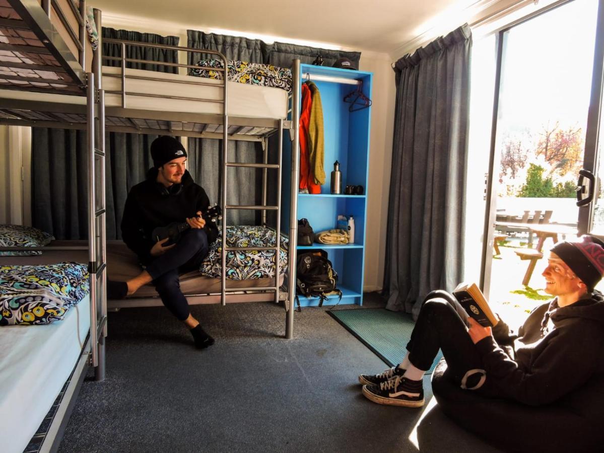 Хостел Mountain View Backpackers Ванака Екстер'єр фото